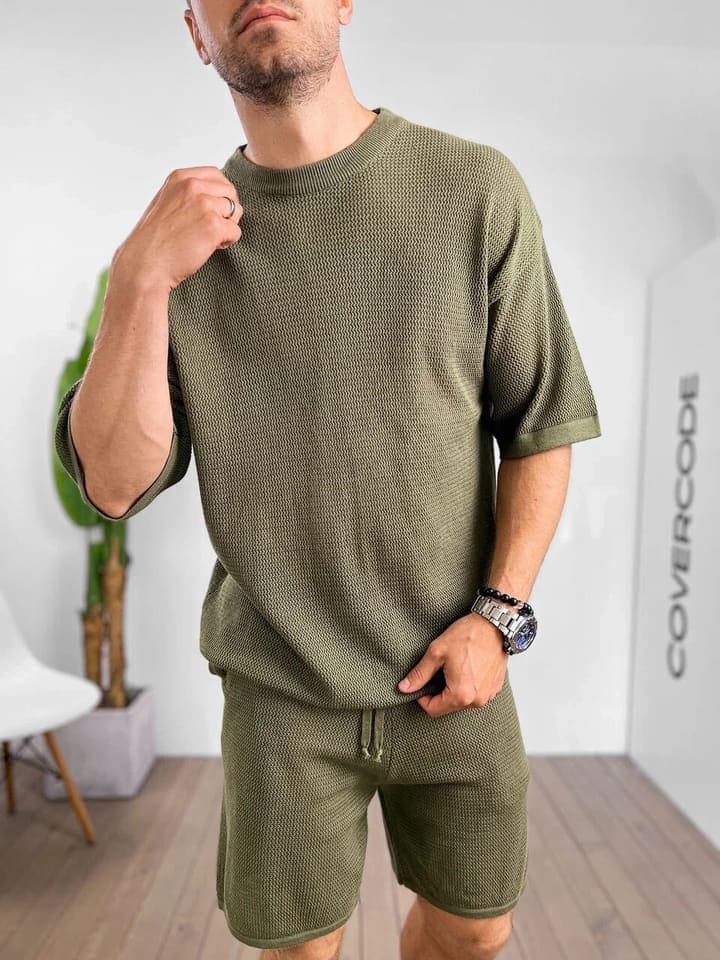 Костюм с шортами MAKSIM 11008